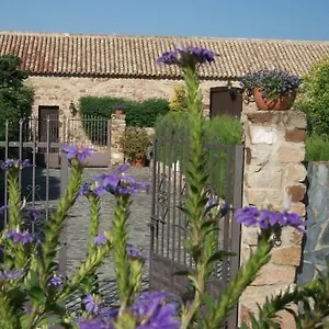 Finca El Cotillo Guarromán